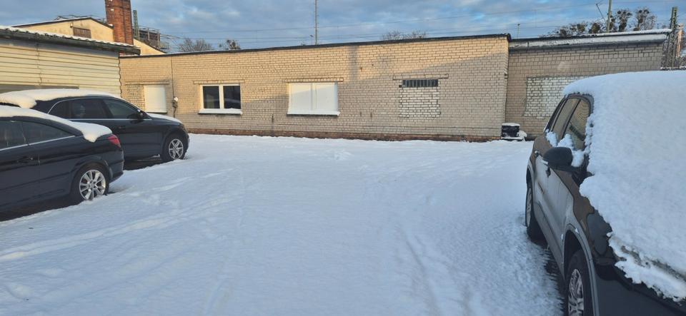 Werkstatt in Zossen nähe Bahnhof inkl. Büro, Toilette zimmer