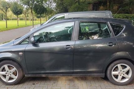 Seat Altea 235.000 km 2.299 € Horstmar 48612