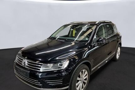 VW Touareg 172.174 km 18.990 &euro; Braunschweig 38122