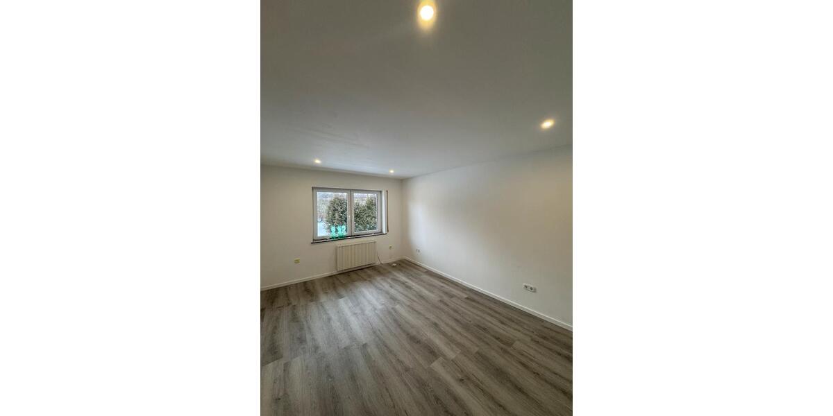 Doppelhaushälfte Betzdorf - 4 Zimmer, 90 m&sup2;, 1.000&euro; | Angebot:26314582