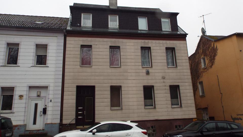 HofSaale 2-Zimmer , Küche , Bad mit eventueller GArtennutzung 2 zimmer