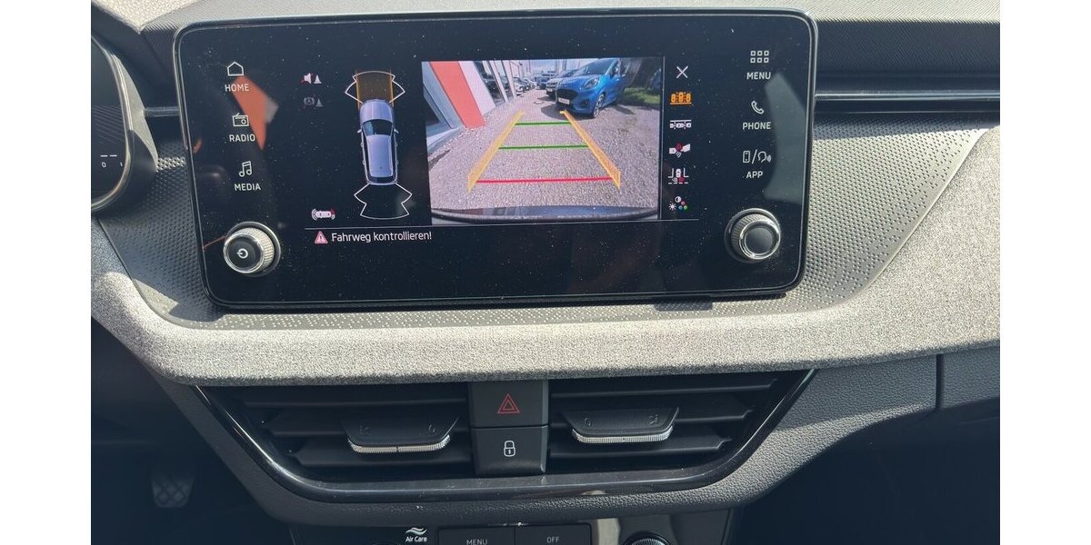 Skoda Kamiq 1.0 TSi Selection Black *Sitzhzg/Kamera/LED/ 11.934 km 21.490 &euro; Bamberg 96052