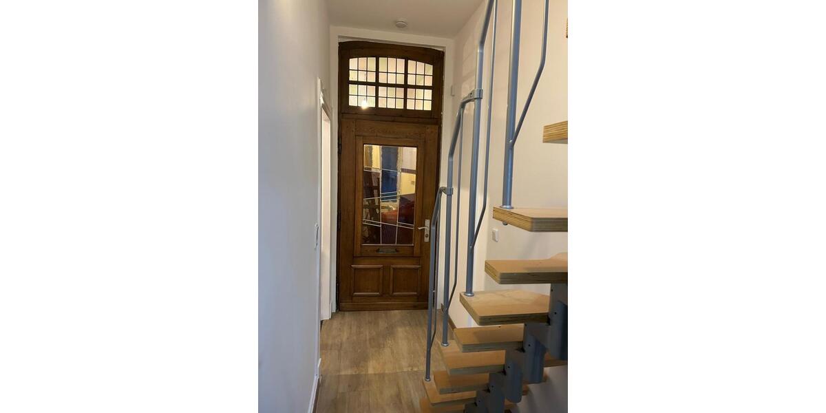 Dachgeschoßwohnung Wuppertal Gemarkung Ronsdorf - 2 Zimmer, 50 m&sup2;, 500&euro; | Angebot:24982492