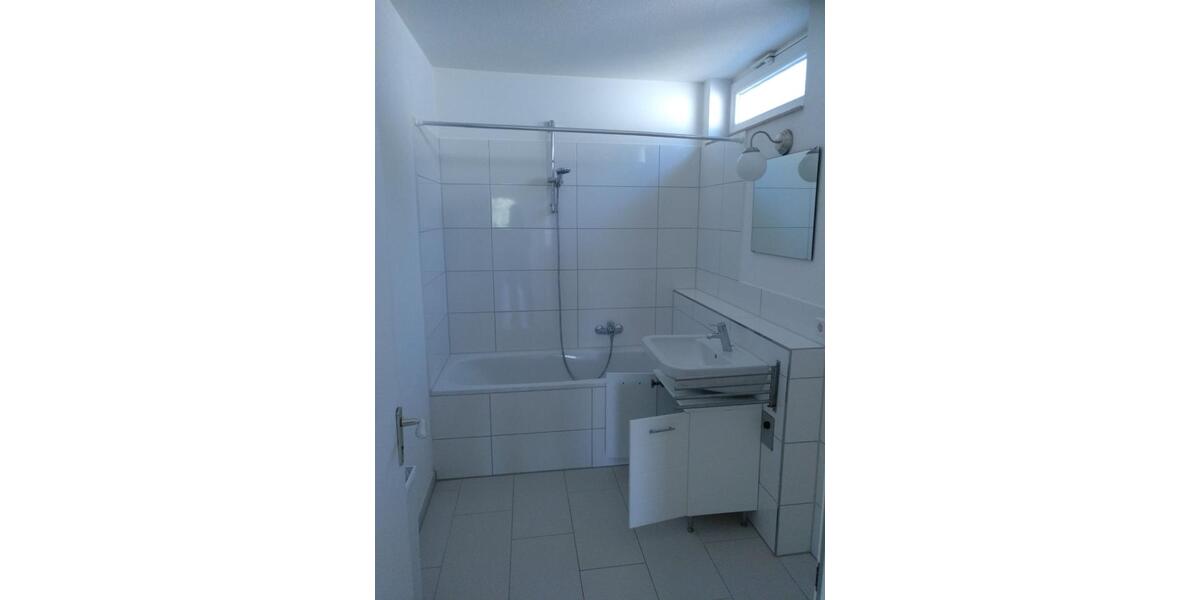 Dachgeschoßwohnung Ulm Obertalfingen - 2 Zimmer, 70 m&sup2;, 900&euro; | Angebot:25419434