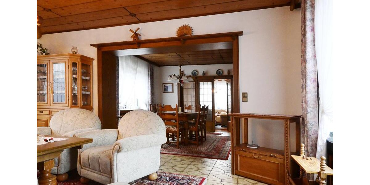 Einfamilienhaus Borken - 9 Zimmer, 158 m&sup2;, 310.000&euro; | Angebot:26689204