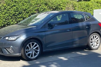 Seat Ibiza 9.400 km 18.500 &euro; Bad Soden am Taunus 65812