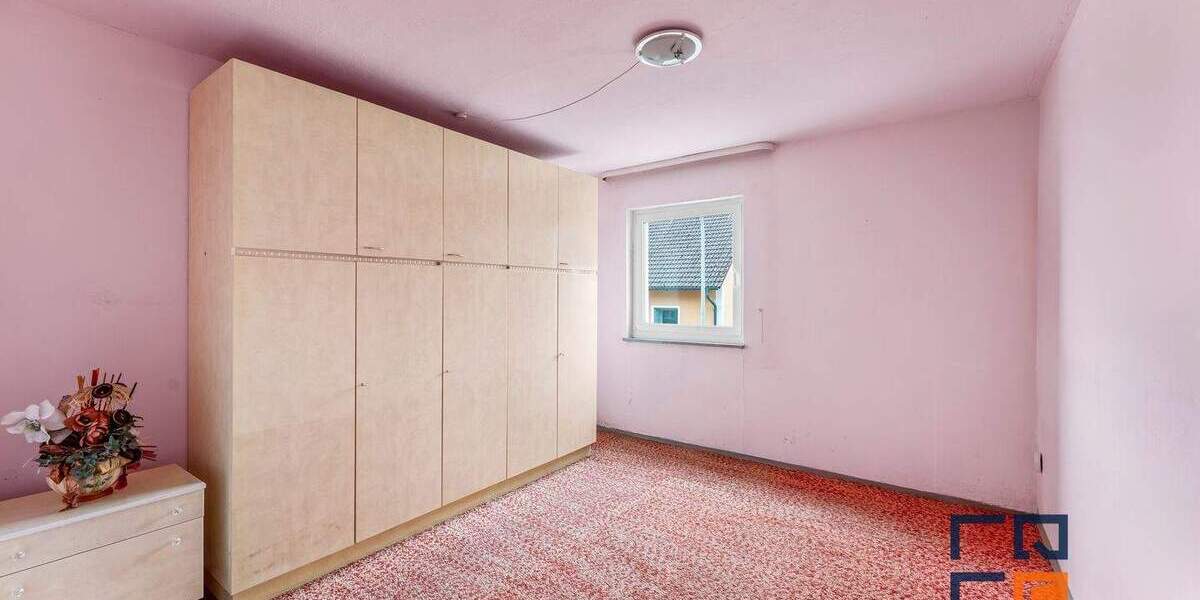 Mehrfamilienhaus, Wohnhaus Plößberg Wildenau - 9 Zimmer, 262 m&sup2;, 298.000&euro; | Angebot:25740739