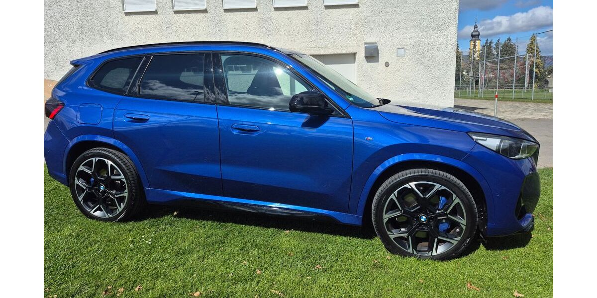 BMW X1 9.400 km 53.900 &euro; Essleben 97440