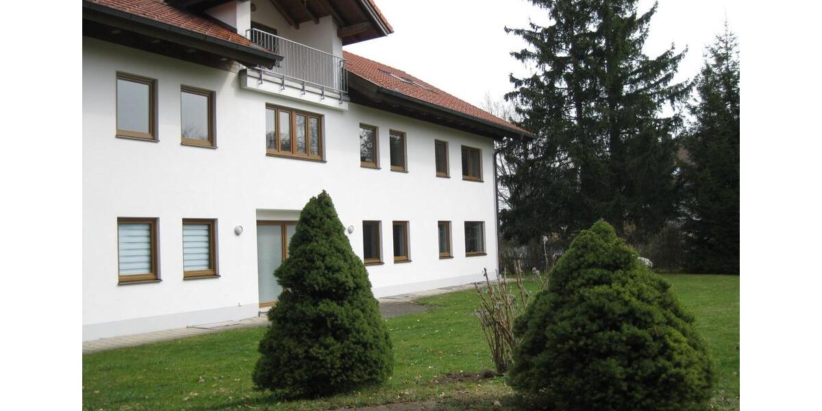 Etagenwohnung Peißenberg - 3 Zimmer, 85 m&sup2;, 1.100&euro; | Angebot:25945369