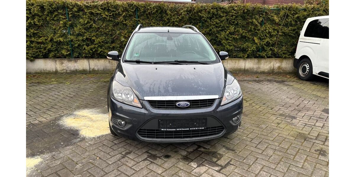 Ford Focus 174.000 km 1.490 € Versmold 33775
