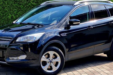 Ford Kuga 94.000 km 12.398 € Bad Lippspringe 33175