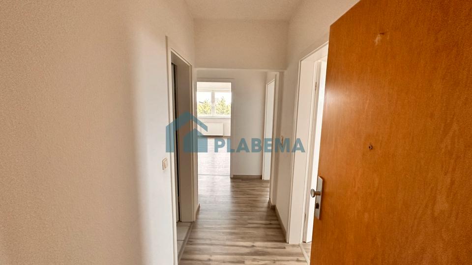 Etagenwohnung Lübz - 4 Zimmer, 85 m&sup2;, 655&euro; | Angebot:26586702