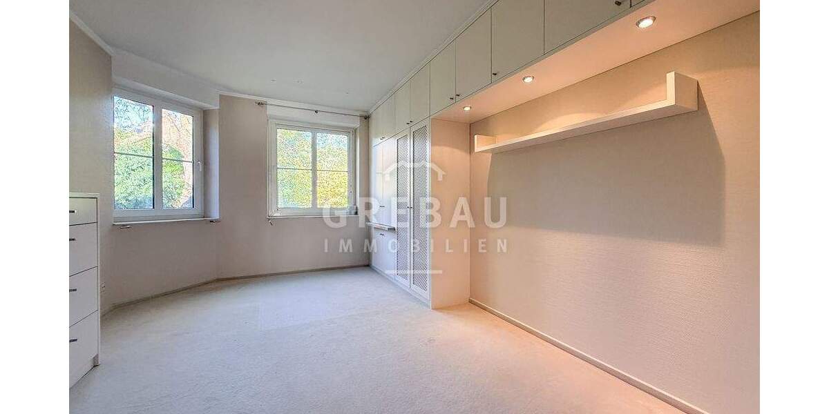 Tolle 3-Zi.-Eigentumswohnung mit Süd-Balkon und TG-Stellplatz fußläufig zum Blankeneser Markt 3 zimmer