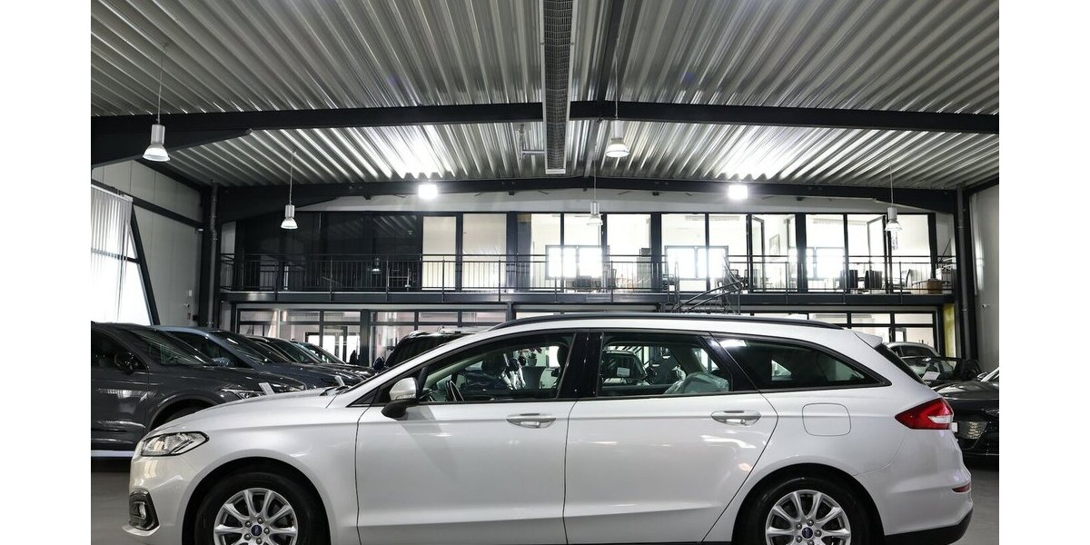 Ford Mondeo Tunier 2.0 EB / LED / NAVI+KAMERA / AHK 124.000 km 16.444 &euro; Hamm 59077
