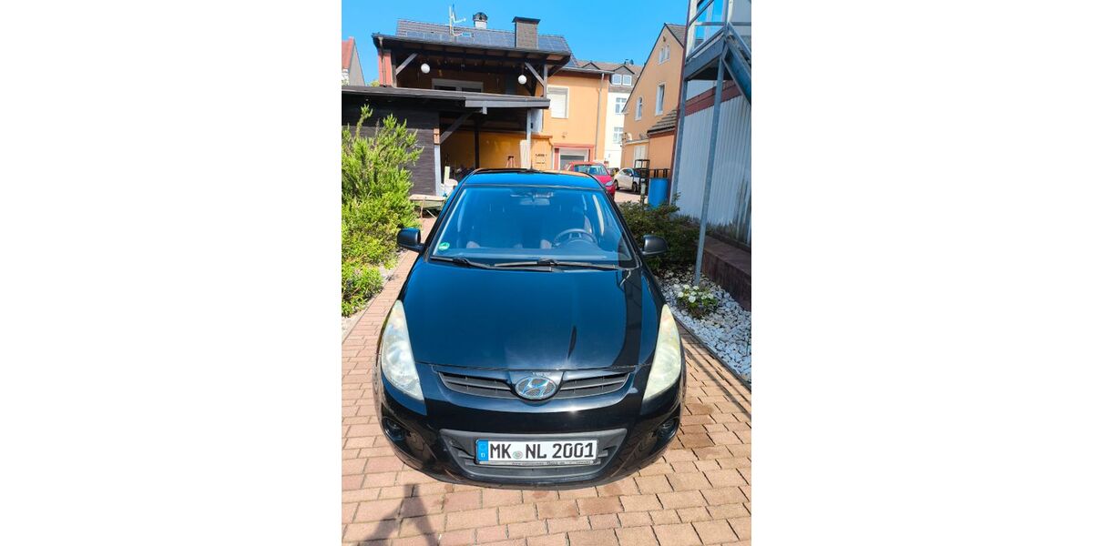 Hyundai i20 147.572 km 3.100 &euro; Dortmund 44388
