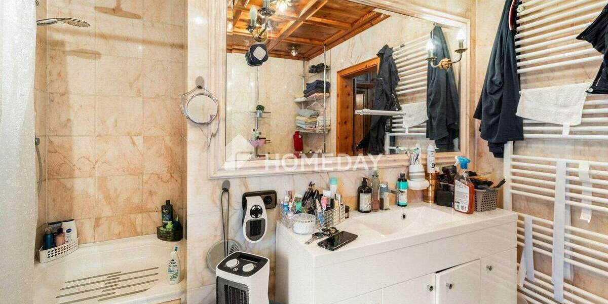 Mehrfamilienhaus, Wohnhaus Philippsburg-Huttenheim Huttenheim - 7 Zimmer, 178 m&sup2;, 389.000&euro; | Angebot:25140796