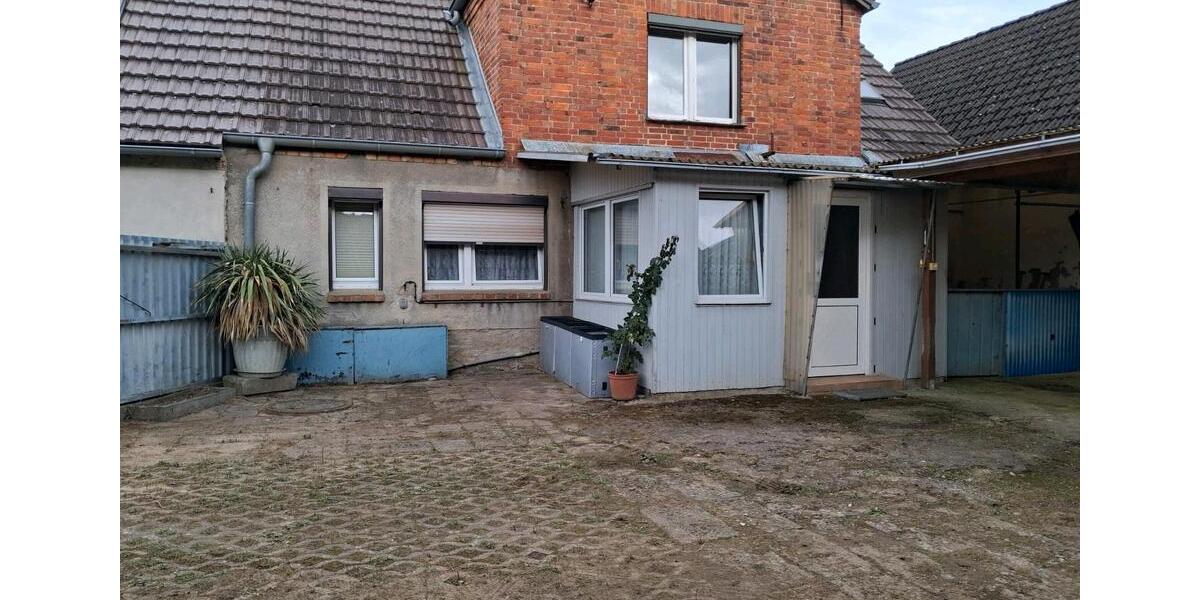 Einfamilienhaus Karstädt - 5 Zimmer, 250 m&sup2;, 150.000&euro; | Angebot:25635397
