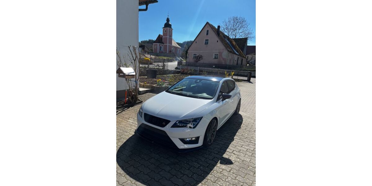 Seat Leon 108.840 km 12.800 &euro; Freystadt 92342