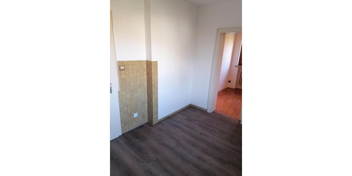 Erdgeschoßwohnung Burgkunstadt - 2.5 Zimmer, 60 m&sup2;, 480&euro; | Angebot:25941752
