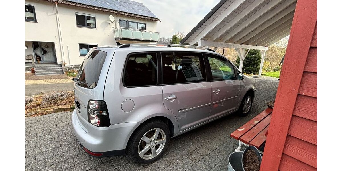 VW Touran 210.871 km 1.791 &euro; Kirtorf 36320