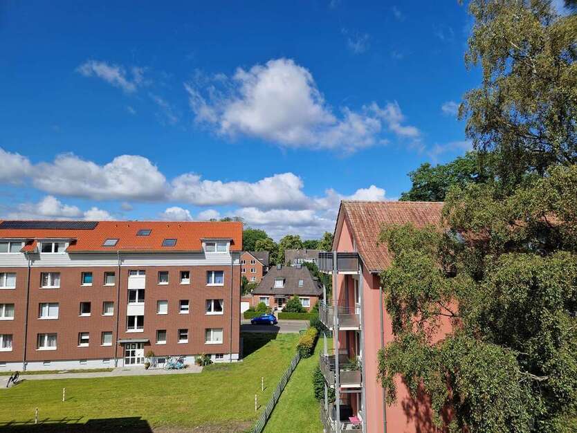 Wohnung zum Mieten in Lübeck 1.015 € 72.29 m²