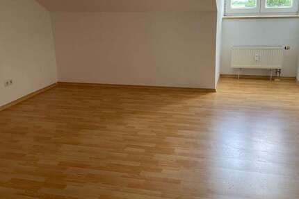 Wohnung zum Mieten in Traunreut 633,70 € 77.28 m²