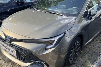 Toyota Corolla 6.125 km 29.990 &euro; Dessau 06847