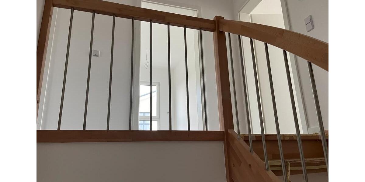 Doppelhaushälfte Eckersdorf - 5 Zimmer, 142 m&sup2;, 1.700&euro; | Angebot:26579628
