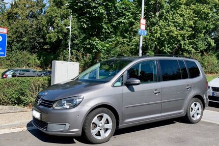 VW Touran 223.000 km 6.500 &euro; Wiesbaden 65197