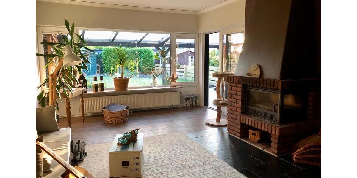 Reihenhaus Quickborn - 4 Zimmer, 135 m&sup2;, 1.890&euro; | Angebot:25560760