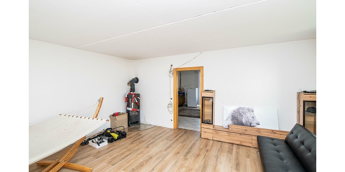 Individuelle Gestaltungsmöglichkeiten: Großzügiges Haus mit Werkstatt - Einfamilienhaus Neukirchen beim Heiligen Blut | Angebot:26557121