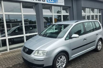 VW Touran 174.000 km 3.990 &euro; Limburg an der Lahn 65556
