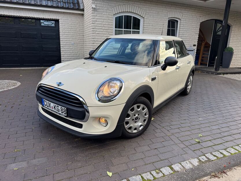 Mini ONE 89.895 km 9.490 € Wurster Nordseeküste 27639