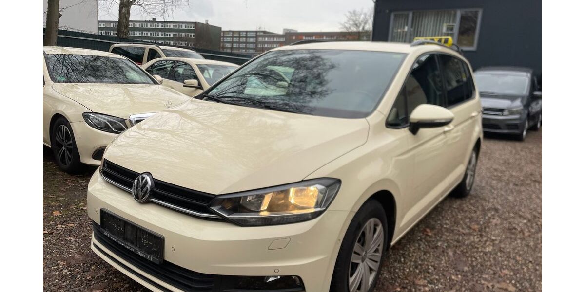VW Touran 220.000 km 9.250 &euro; Hamburg 20537