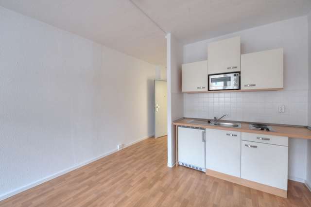Etagenwohnung Halle Altstadt - 1 Zimmer, 24 m&sup2;, 313&euro; | Angebot:26401435