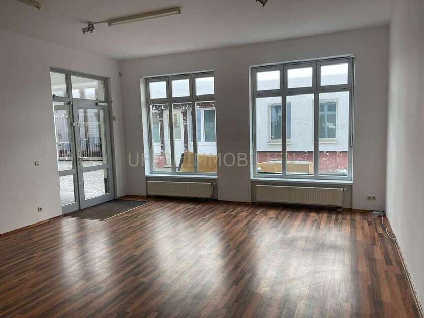 Büro in Landau 1.100 € 85 m²