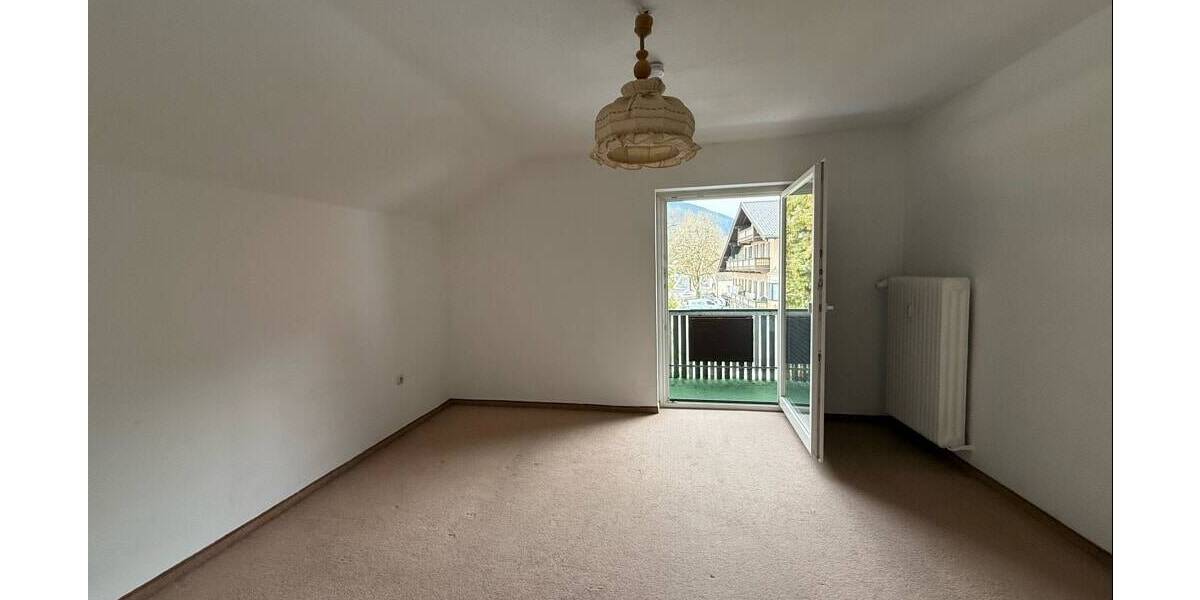 Mehrfamilienhaus, Wohnhaus Oberammergau - 8 Zimmer, 185 m&sup2;, 450.000&euro; | Angebot:26376447