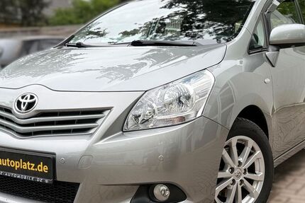 Toyota Verso 74.081 km 9.990 &euro; Potsdam 14480