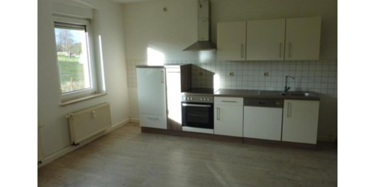 Etagenwohnung Teuchern - 2 Zimmer, 62 m&sup2;, 375&euro; | Angebot:24253560