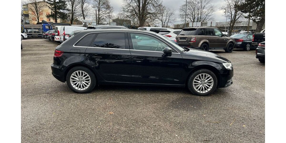 Audi A3 100.000 km 16.900 &euro; München 81243