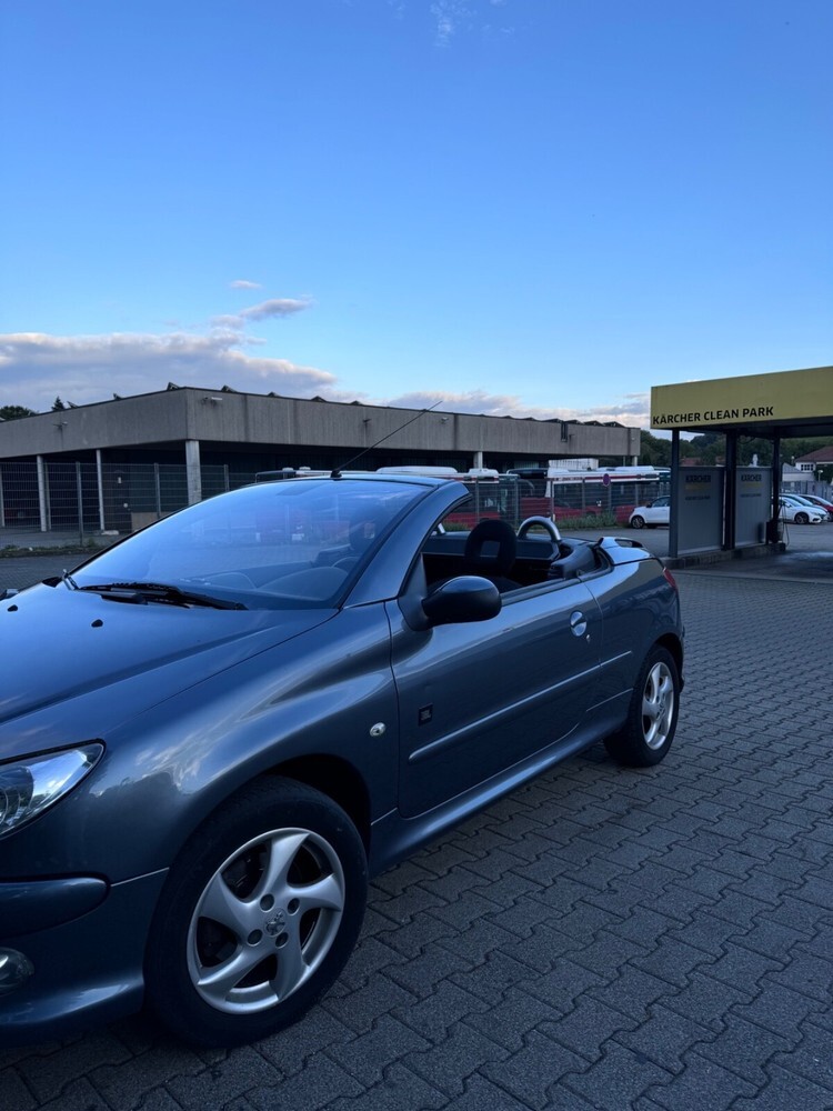 Peugeot 206 CC 148.000 km 2.300 € Aalen 73430