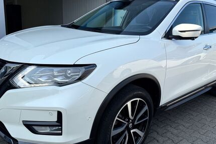 Nissan X-Trail 81.000 km 18.990 &euro; Ayl 54441