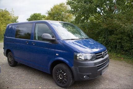 VW T5 Transporter 233.000 km 9.000 € Karlsruhe 76185