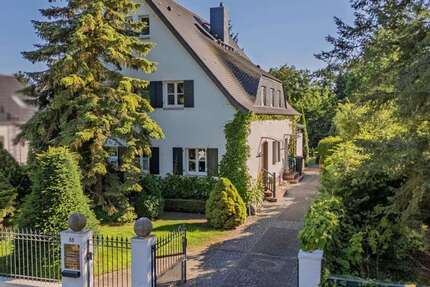 Haus Stahnsdorf - 8 Zimmer, 307 m&sup2;, 1.450.000&euro; | Angebot:26263459