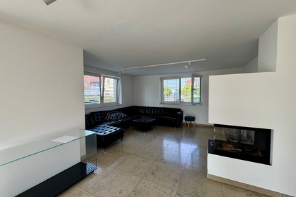 Bad Homburg - Ober-Erlenbach: Exklusives freistehendes Einfamilienhaus in kinderfreundlicher Lage! 6 zimmer