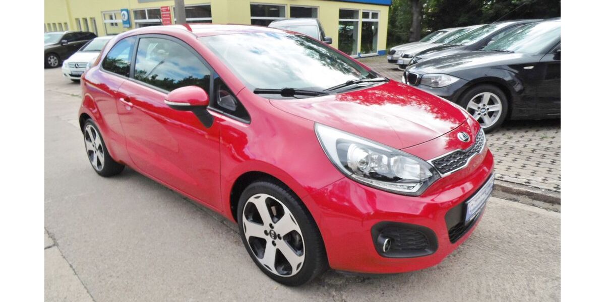 Kia Rio 95.200 km 6.990 &euro; Amt Wachsenburg OT: Ichtershausen 99334