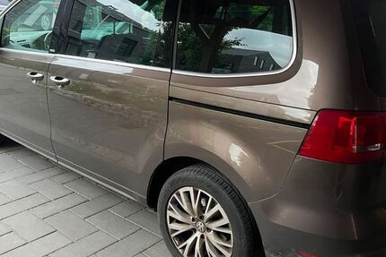 VW Sharan 225.000 km 7.490 &euro; Leverkusen 51375