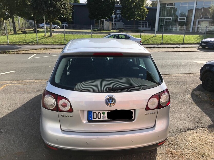 VW Golf Plus 155.106 km 4.100 € Dortmund 44135