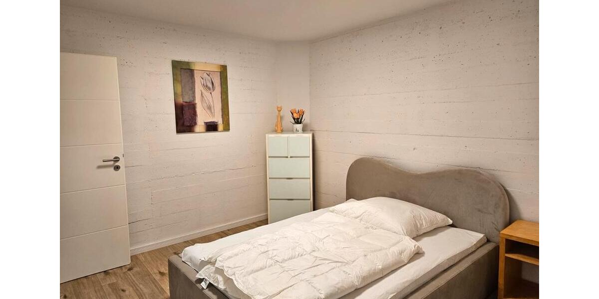Etagenwohnung Bremerhaven Mitte - 4 Zimmer, 100 m&sup2;, 1.500&euro; | Angebot:26083223