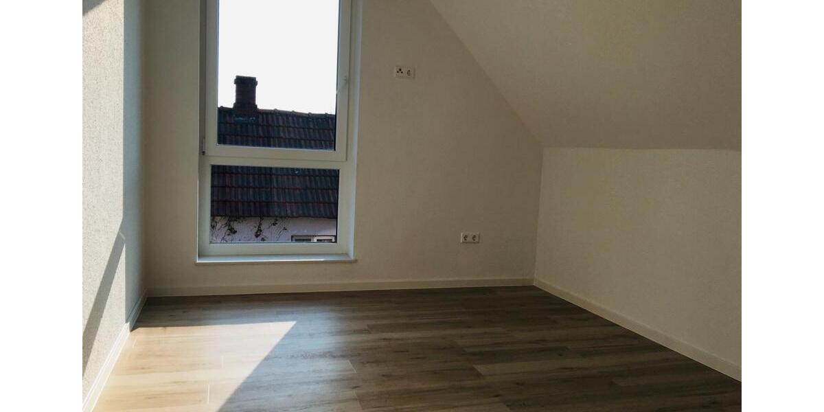 Dachgeschoßwohnung Lingen (Ems) - 3.5 Zimmer, 79 m&sup2;, 850&euro; | Angebot:26633449